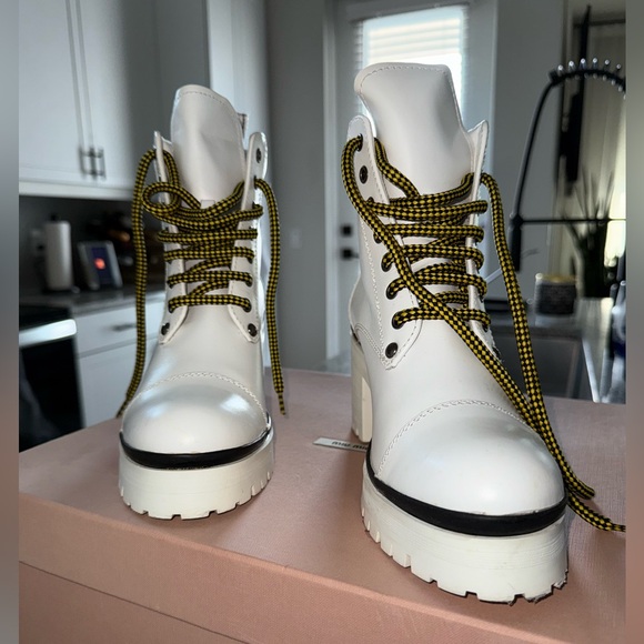 Miu Miu White Leather Combat Boots - Size 39 - Picture 6 of 6